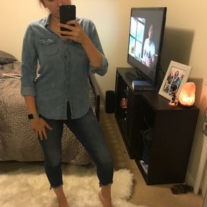 Abercrombie & Fitch Chambray Button-Up Shirt